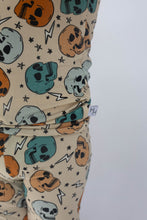 Load image into Gallery viewer, Skulls 2 piece PJ's