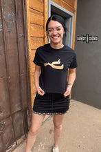 Load image into Gallery viewer, Metallic Spur Tee- BLACK