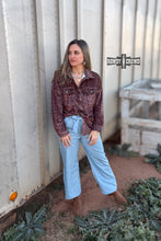Load image into Gallery viewer, Leopard Lady Button Up
