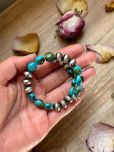 Load image into Gallery viewer, Sterling Silver Spiderweb Kingman Turquoise & Ponca Pearl Memory Wire Bracelet – Fits Up to 9” Wrist – Artist Jason Ogg