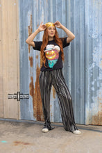 Load image into Gallery viewer, Punchy Pumpkin Tee