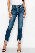 Load image into Gallery viewer, PLUS SIZE - HIGH RISE DOUBLE WAIST BAND JEANS
