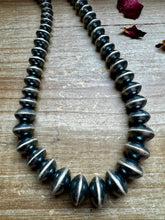 Load image into Gallery viewer, Sterling silver pearls - 36 inch

