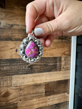 Load image into Gallery viewer, Big Pendant - Dhalia &amp; Sterling Silver
