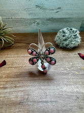 Load image into Gallery viewer, Dragonfly ring -size 7 - pink conch and sterling silver

