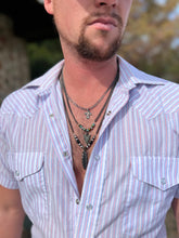 Load image into Gallery viewer, Men black chain with arrow and real turquoise
