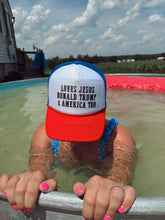 Load image into Gallery viewer, DONALD TRUMP *RWB* CAP
