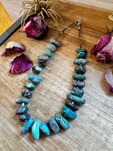 Load image into Gallery viewer, Turquoise Nugget &amp; Shell Necklace – 18.5&quot;
