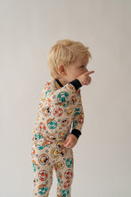Load image into Gallery viewer, Smiley Check 2 piece PJ&#39;s
