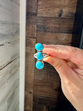 Load image into Gallery viewer, 3-Stone Kingman Turquoise Ring – Size 9.5 Sterling Silver
