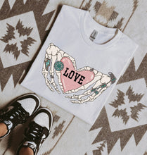 Load image into Gallery viewer, Punchy Heart Graphic
