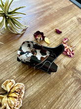 Load image into Gallery viewer, Cowboy boots hair clip
