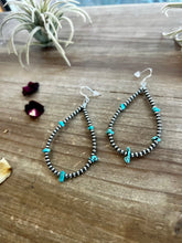 Load image into Gallery viewer, 3 mm teardrop earrings Sterling Silver pearls with blue turquoise nuggets
