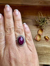 Load image into Gallery viewer, Simple Purple Spiny Oyster Ring – Size 8.5, USA Made
