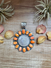 Load image into Gallery viewer, Orange Spiny Oyster &amp; Silver Coin Pendant – Signed by Gabby
