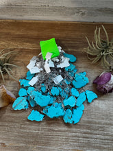 Load image into Gallery viewer, choker turquoise magnesite necklace
