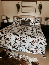 Load image into Gallery viewer, Cow Print Quilt
