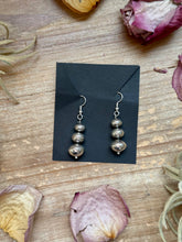 Load image into Gallery viewer, Sterling Silver Tapered Ponca Pearl Dangle Earrings – Artist Jason Ogg
