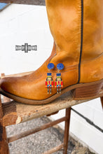 Load image into Gallery viewer, Holly Jolly Earrings
