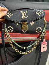 Load image into Gallery viewer, Authentic Turquoise Heishi Purse Chain
