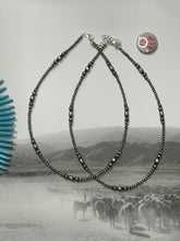 Load image into Gallery viewer, Authentic Western Midnight Pearl Necklace
